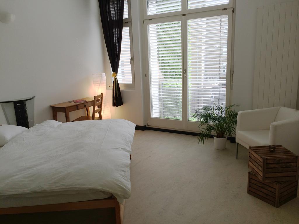 B&B Im Herzen Von Biel Room photo